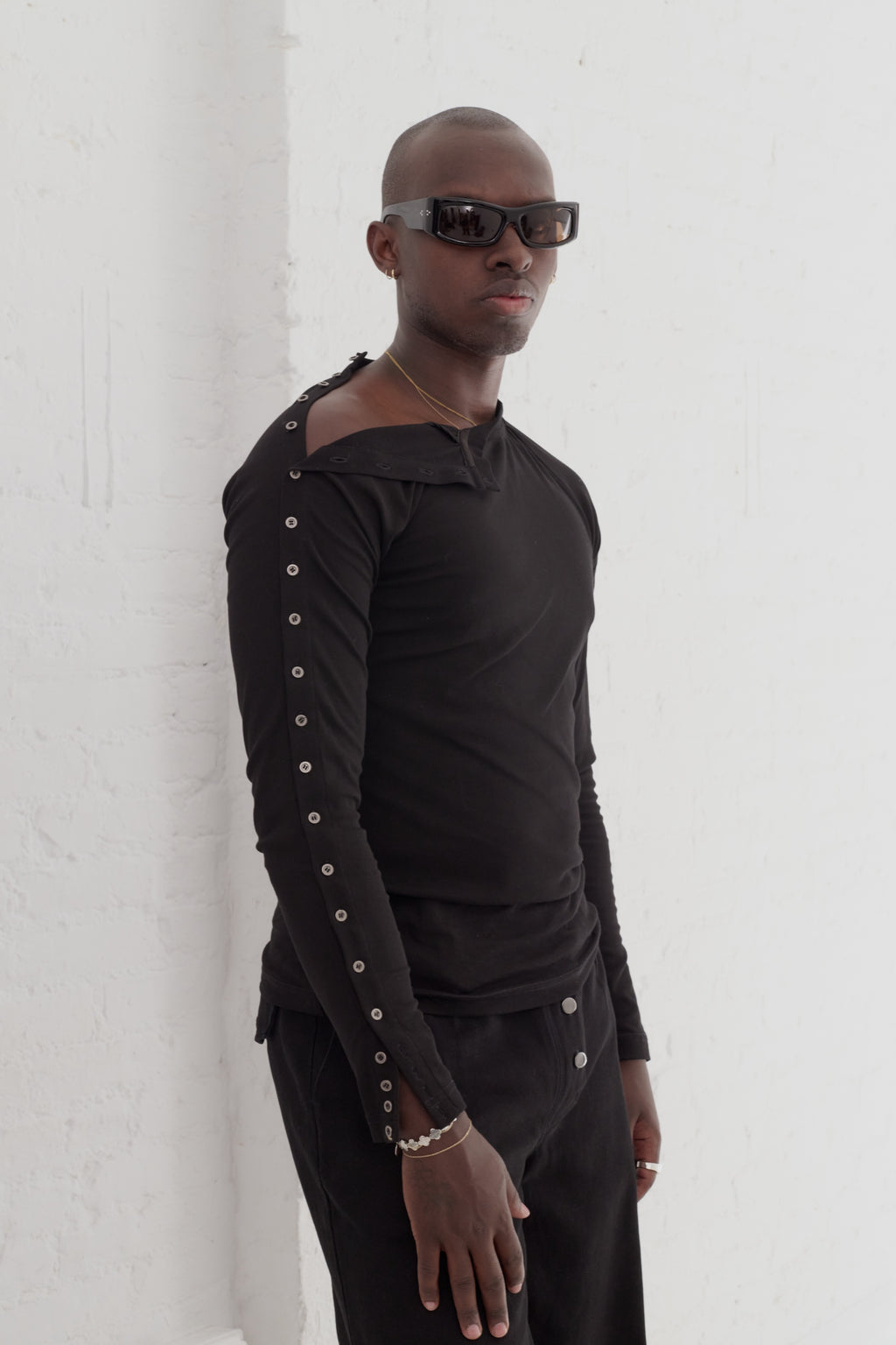 BLACK MANICA LONG SLEEVE