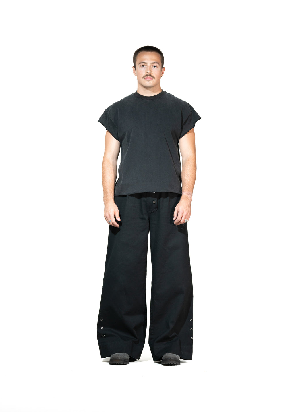 ANTHRACITE TEE